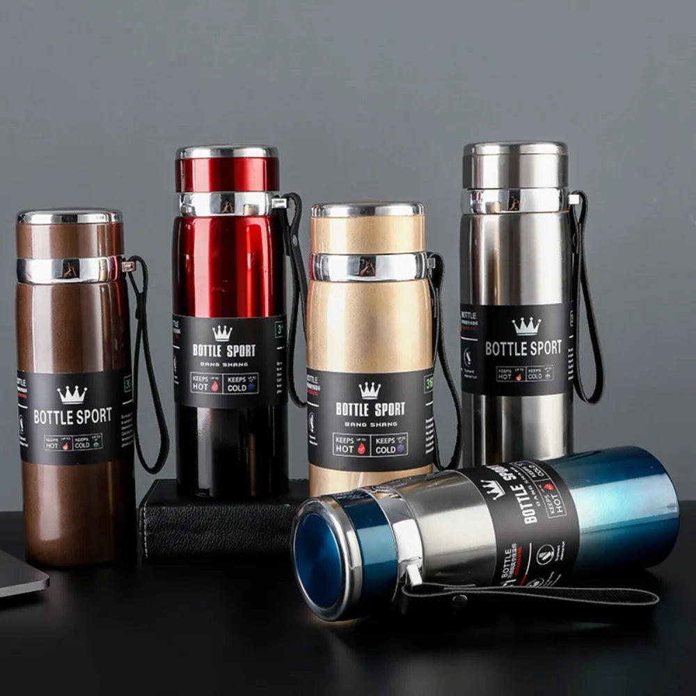 Insulated stainless steel water bottle